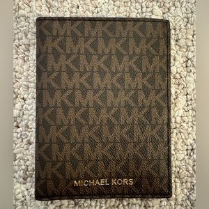 Michael Kors Leather Jet Set Travel Passport Holder Wallet Case